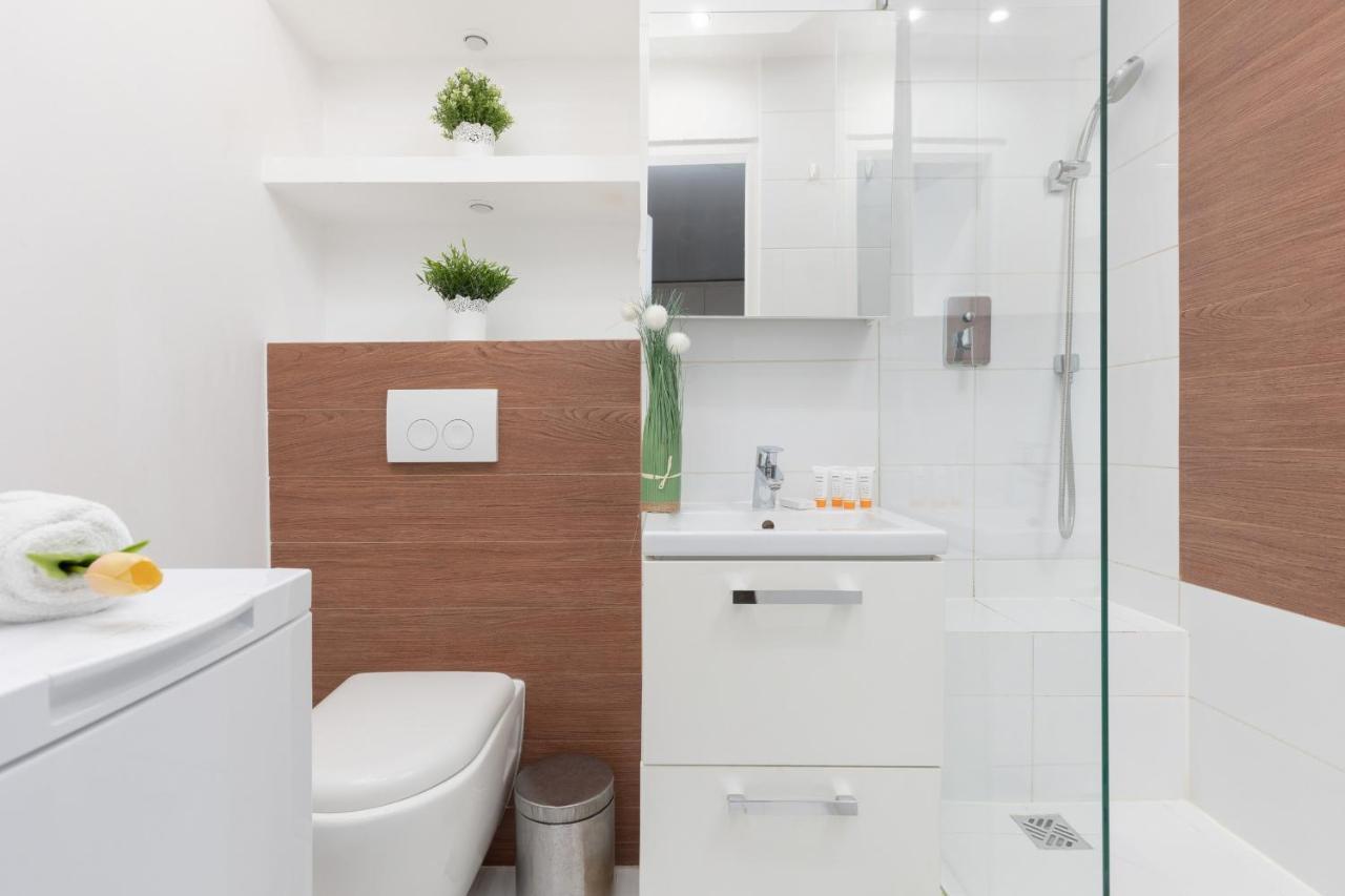 Zlota Apartment Center Of Warsaw By Noclegi Renters Kültér fotó